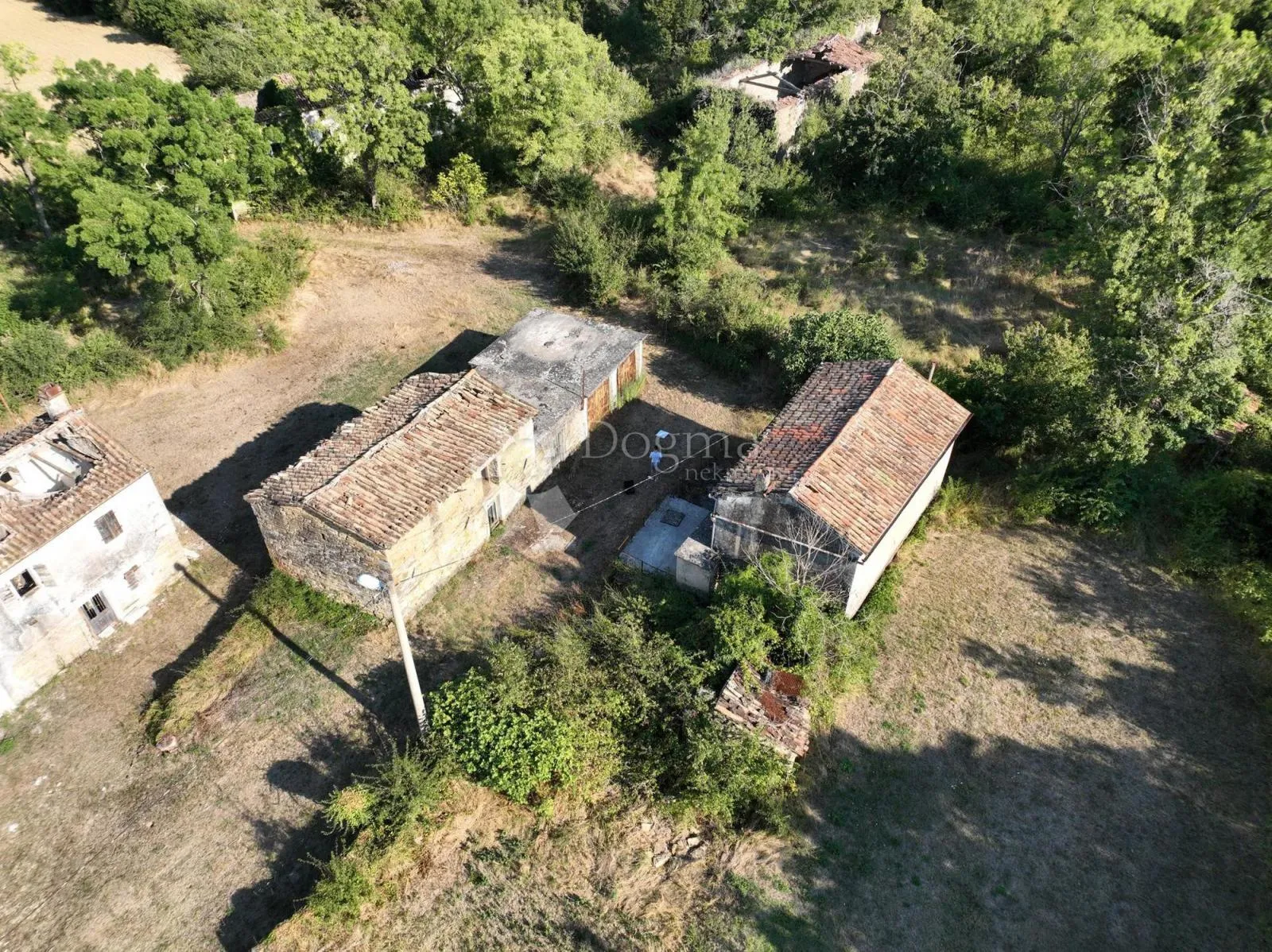 autentično istarsko imanje za obnovu - kršan - slika 3