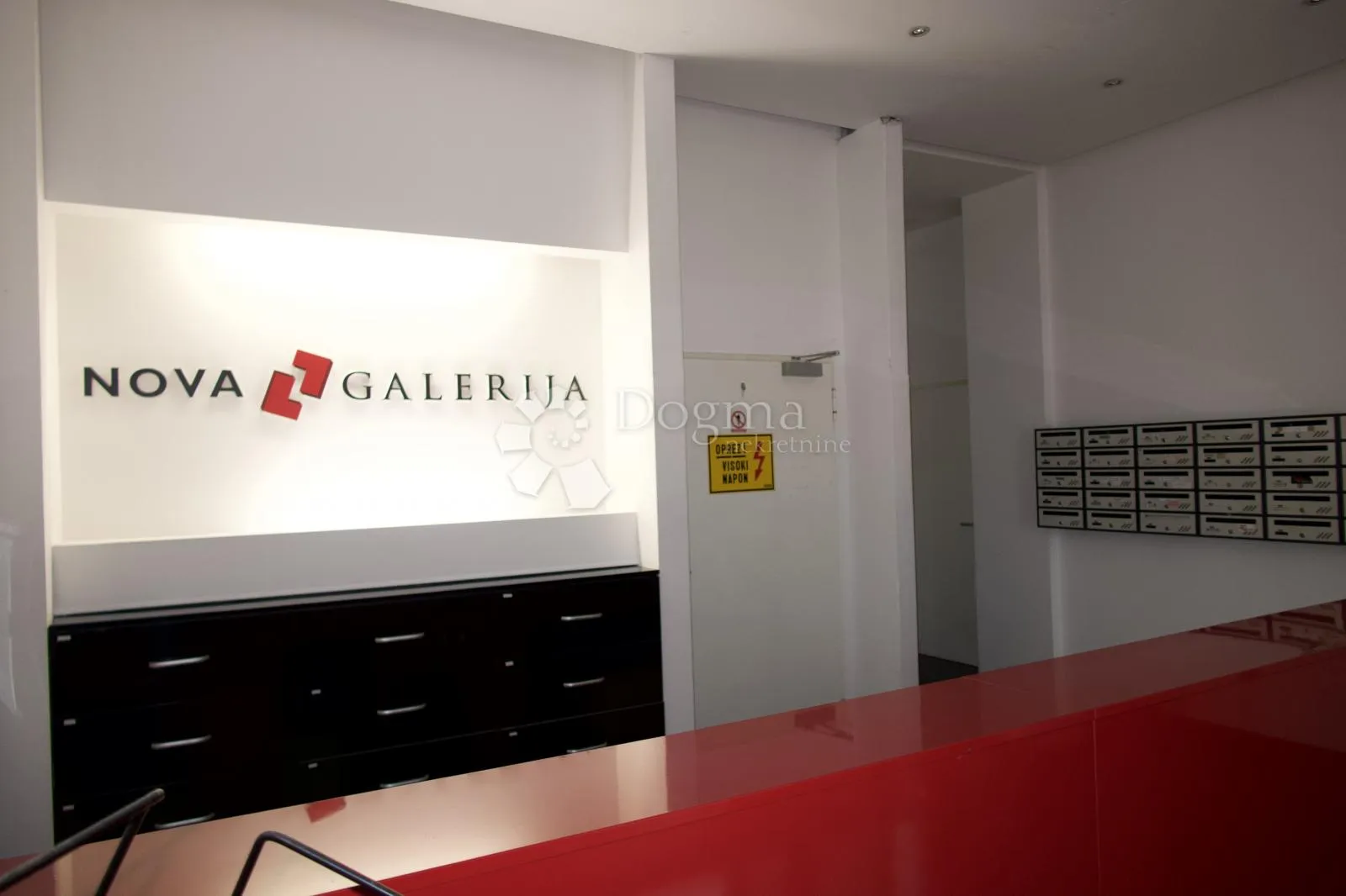nova galerija 115m2 sam u dogmi!! - slika 26