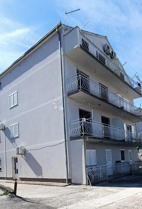 apartman s pogledom na more, čiovo - slika 11