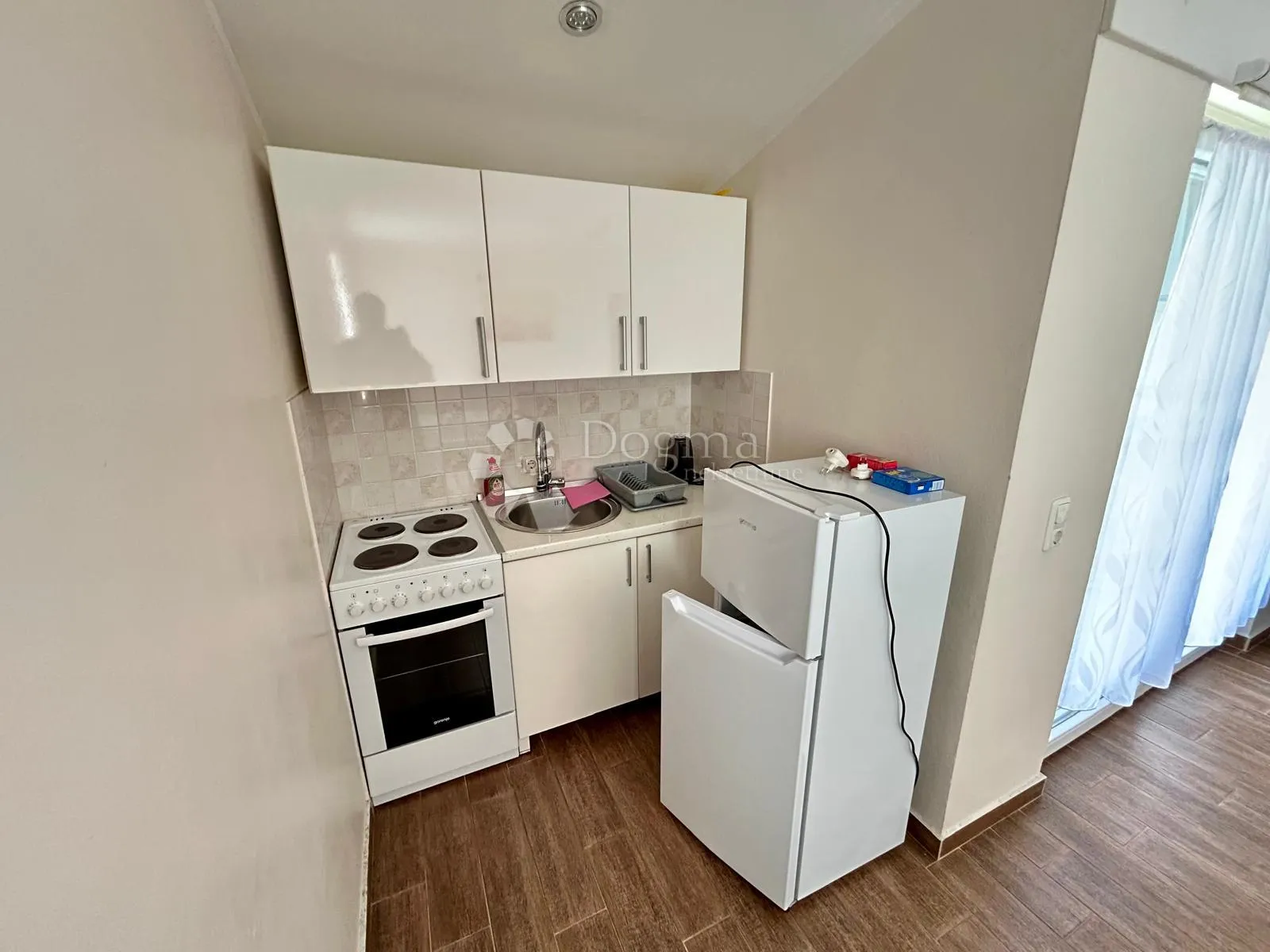 obiteljska kuća sa 4 stana udaljena 800 metara od mora - slika 64