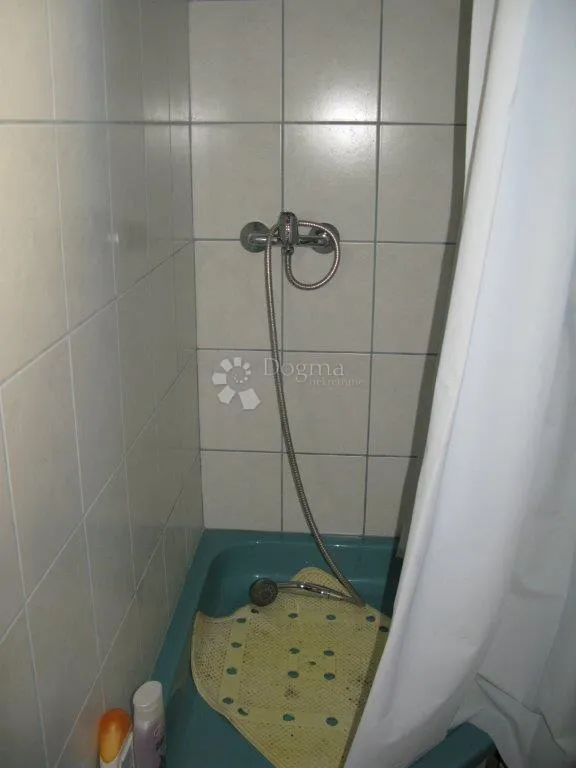 prodaje se kuća blizina rijeke like u bilaju - slika 10