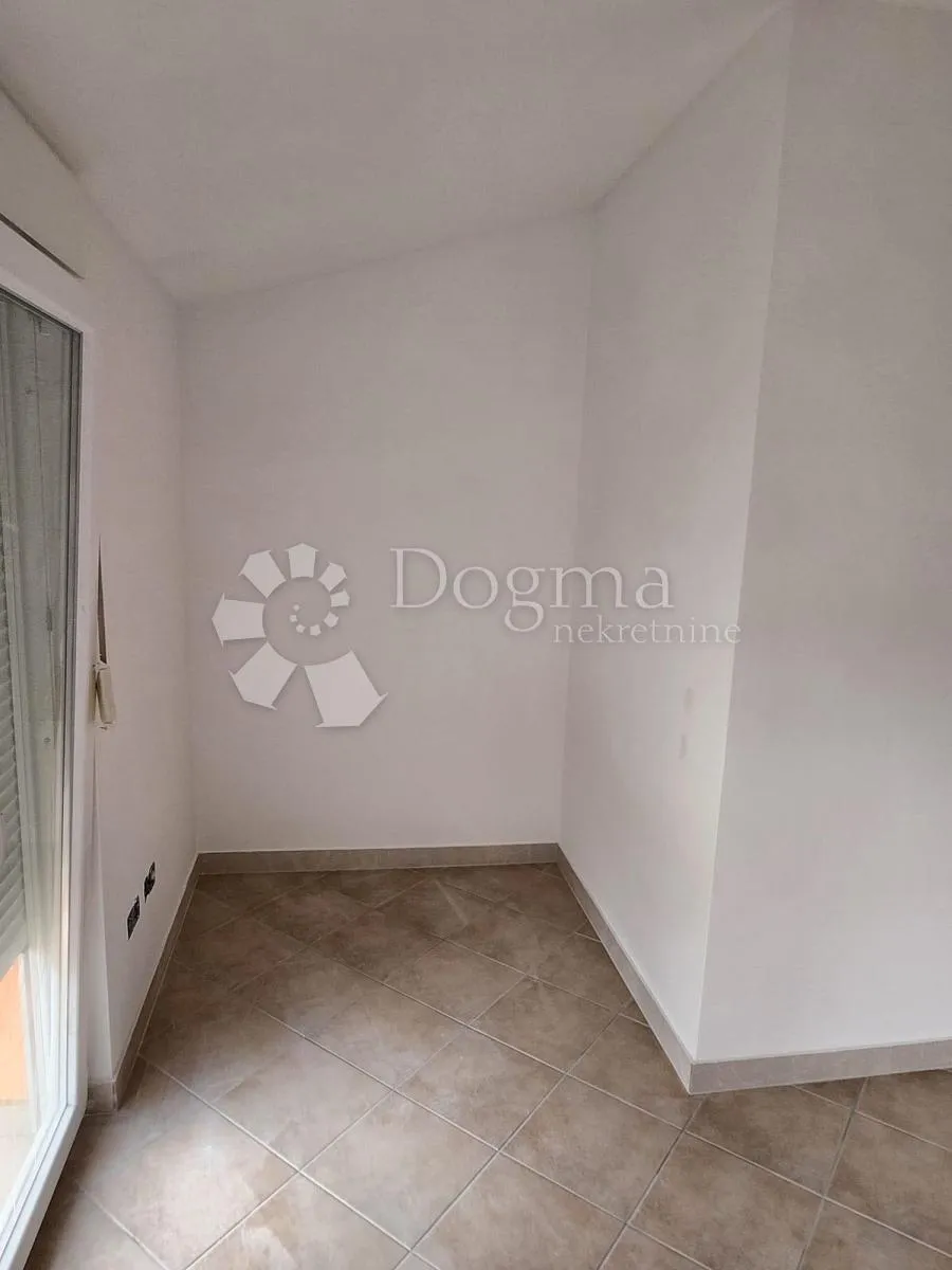 apartman prvi red do mora, marina - slika 18