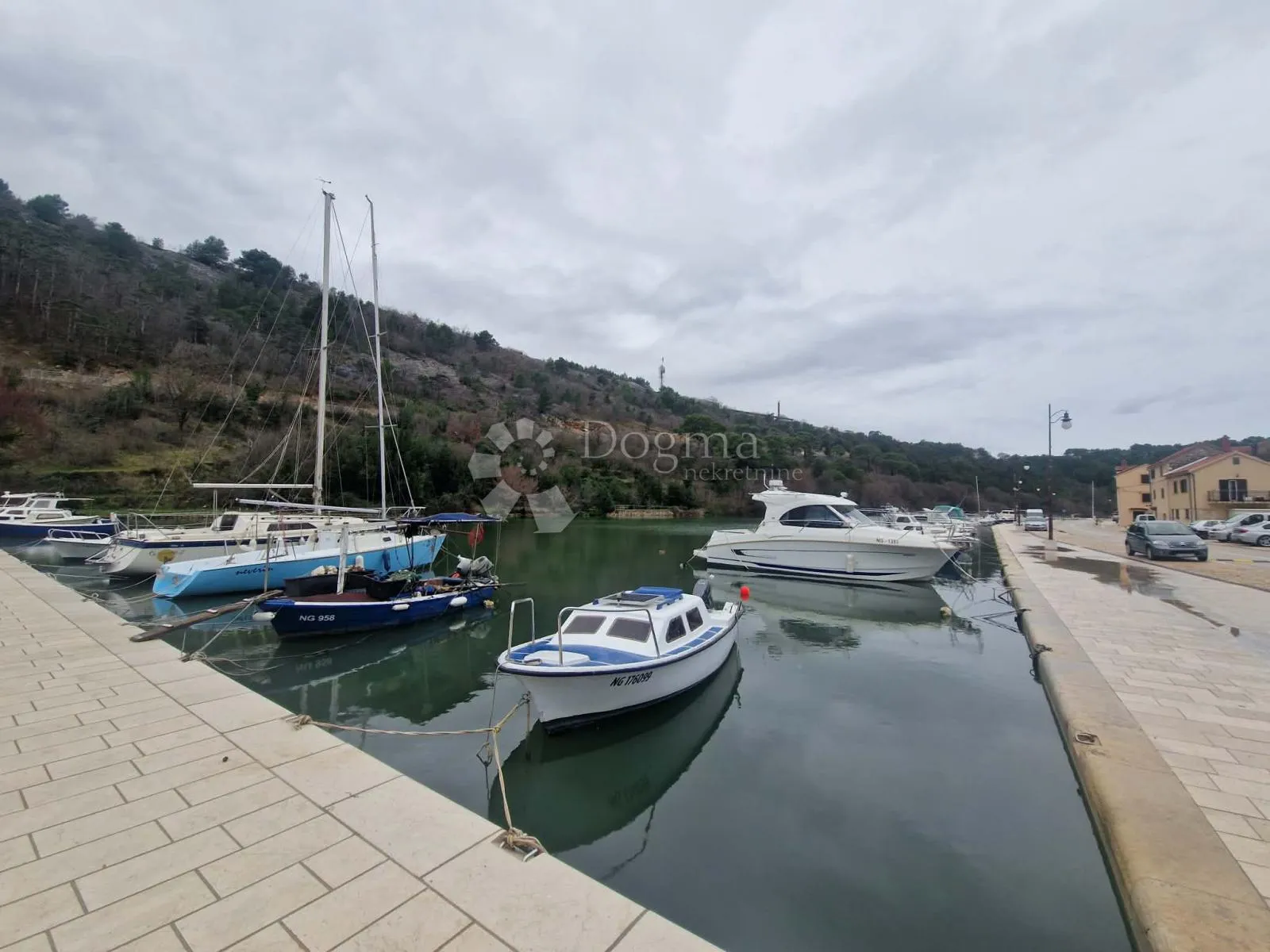 građevinsko zemljište uz more - novigrad - slika 14