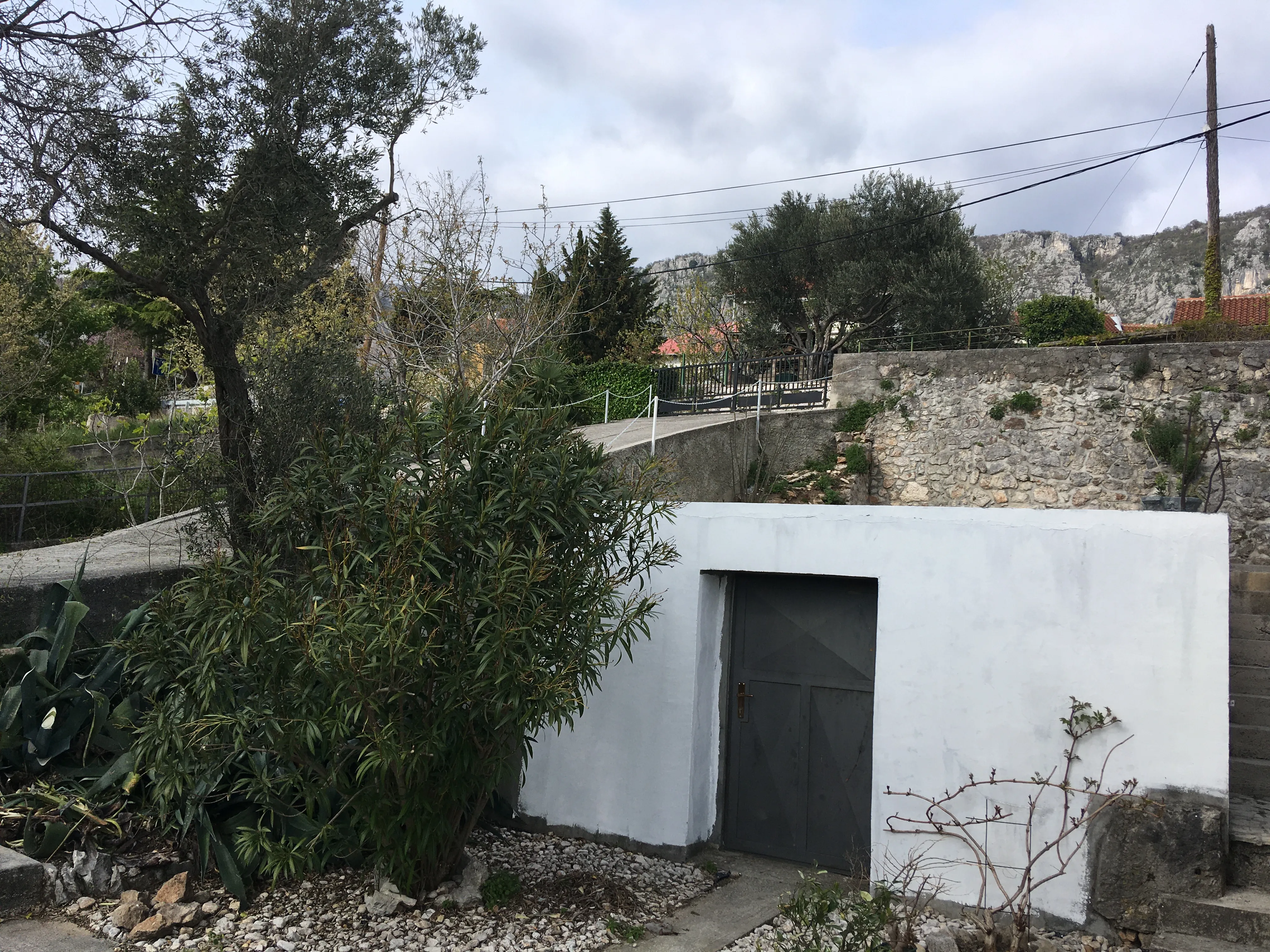 bribir,kuća u centru - slika 15