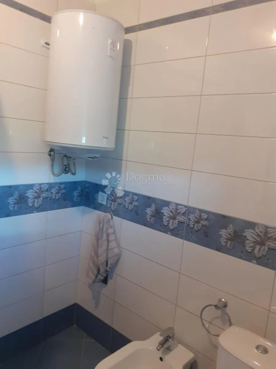 sunčana prizemnica s velikom okućnicom nedaleko pule - slika 14