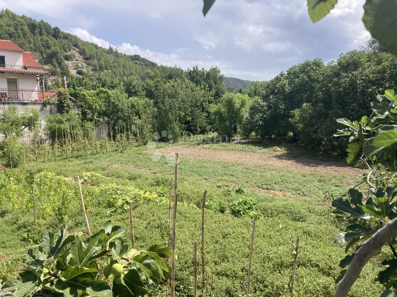 građevinsko zemljište – centar skradina – 1.050 m² - slika 6