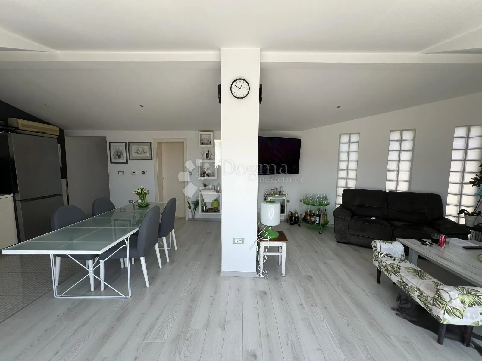 gračani - dvoetažni stan 108 m2 s dvije terase i zasebnom parcelom za 3 parkirna mjesta - slika 8