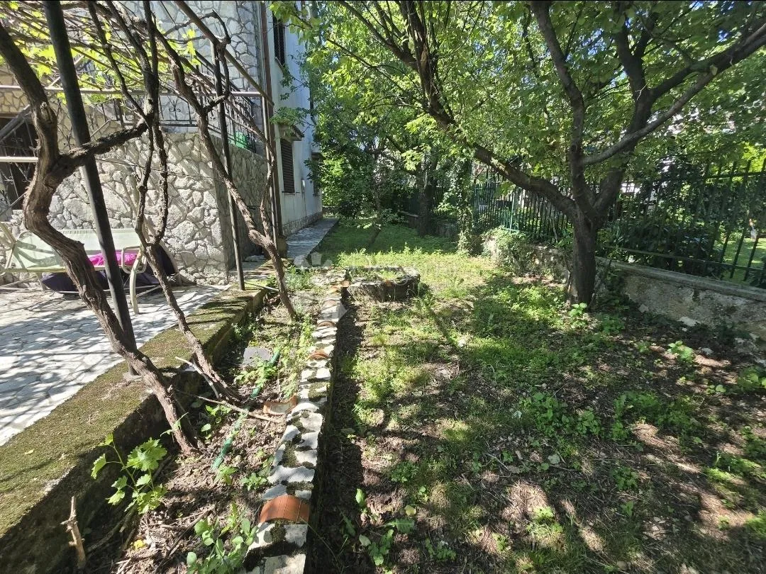 dražice – samostojeća kuća s okućnicom - slika 15