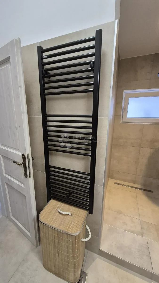 stan blizu ekonomskog fakulteta u puli, površina 79,38 m2 sa uporabnom dozvolom - slika 17