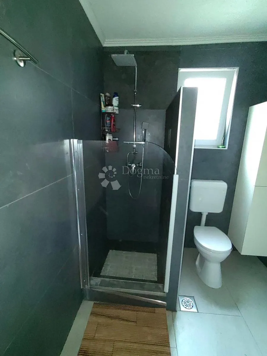 prodaje se apartman u prizemlju vir-straža - slika 25