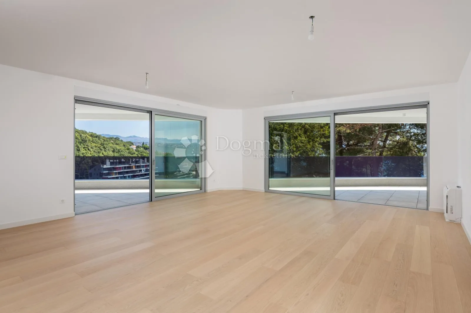 opatija centar stan 131 m2 - slika 17