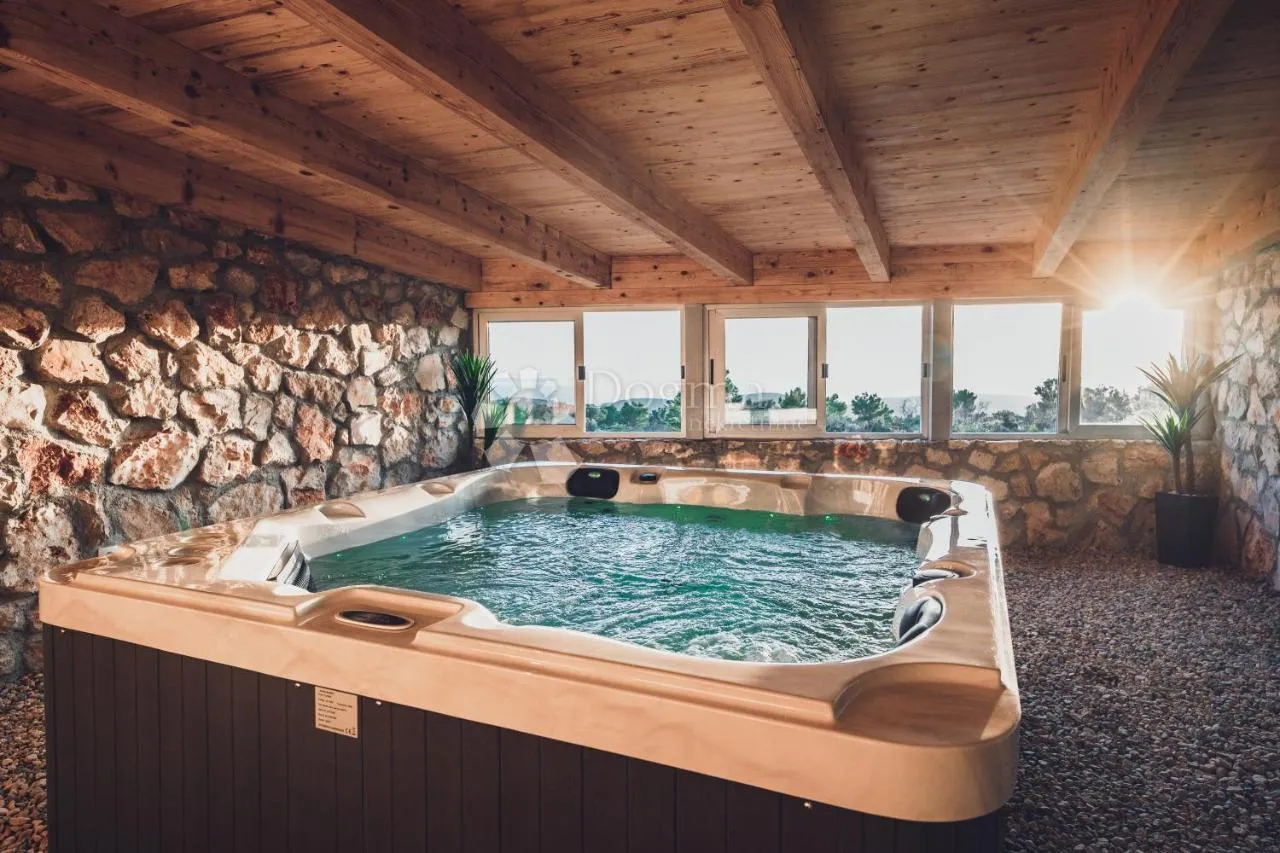 hacienda na braču 10000m2 okućnice - slika 20