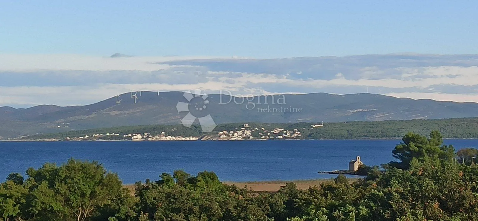 stan sa prekrasnim pogledom na more - slika 17
