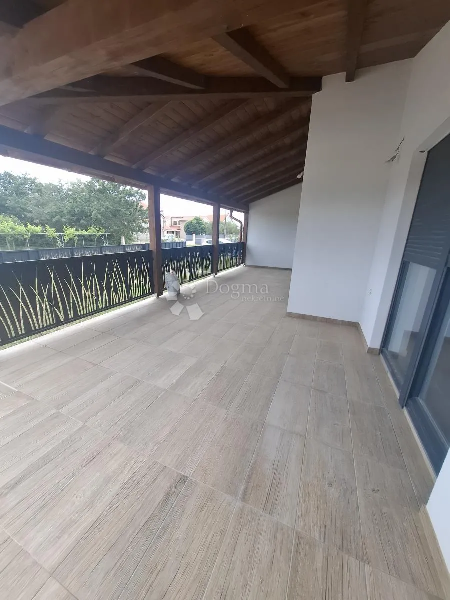 moderna novogradnja u murvici - slika 6