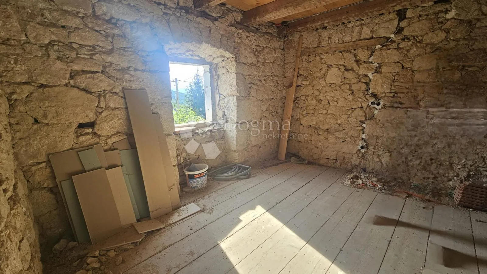 samostojeća kuća u visokoj rou- bazi kraljevica, križišće - slika 16