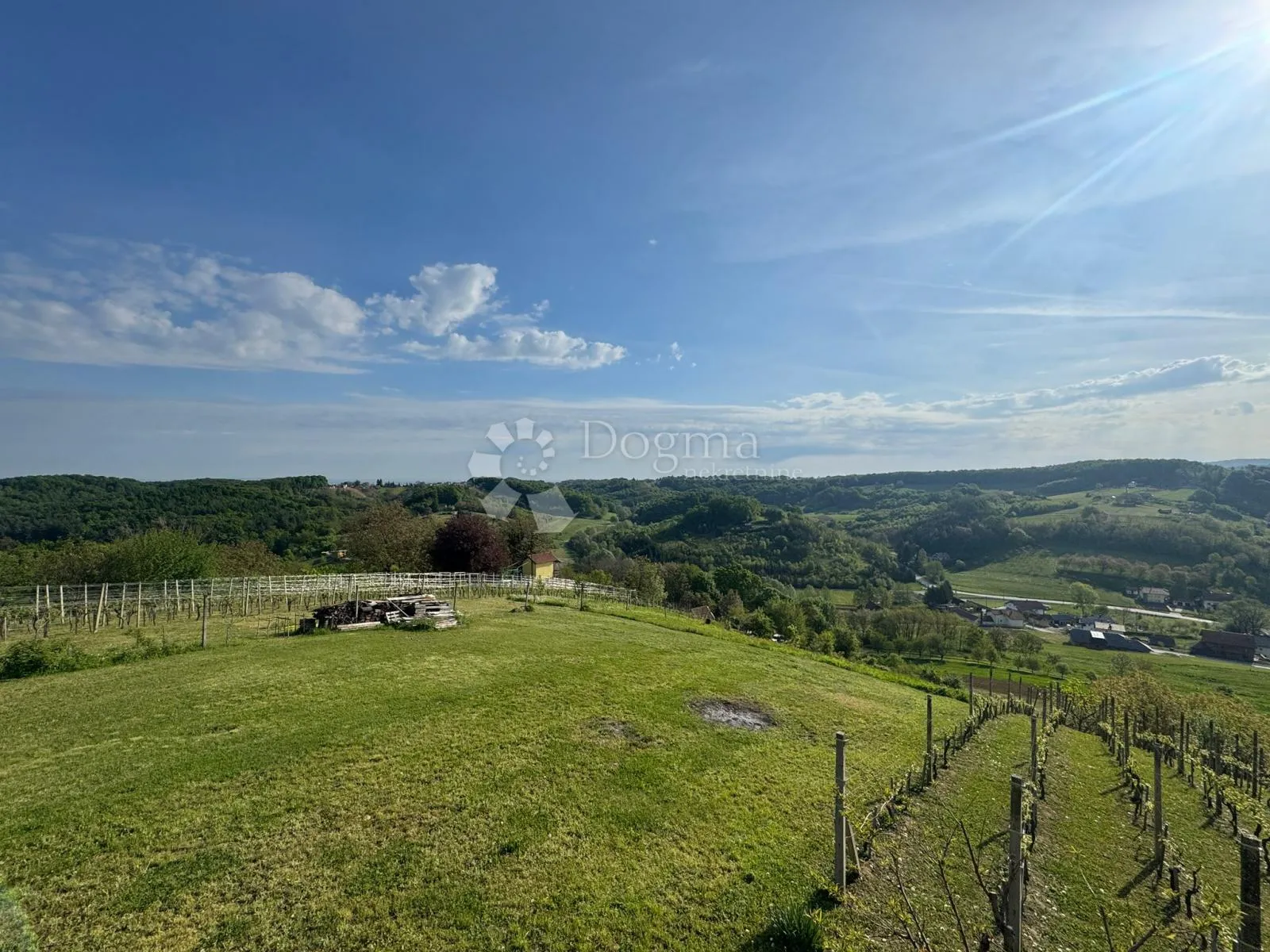 pogled koji osvaja – zemljište s panoramom čeva i ivanščice - slika 3