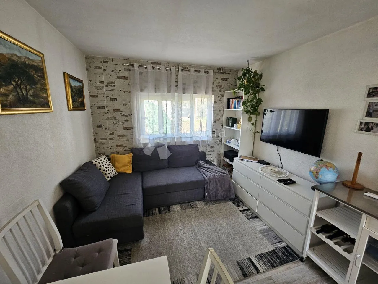 samostojeća kuća s velikom okućnicom i pogledom na more u planom! trogir - slika 11