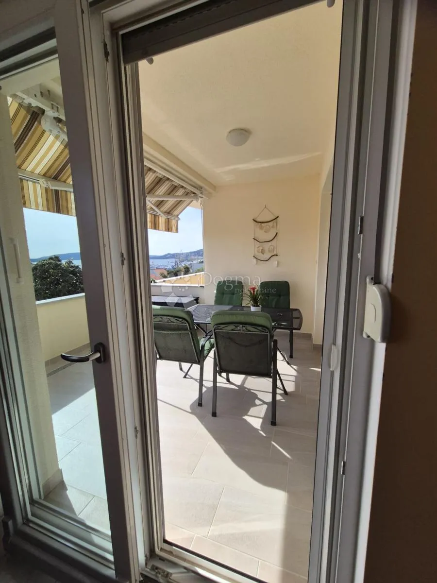 ekskluzivan stan sa privatnom terasom125m2, samo 150 metara do plaže - slika 10