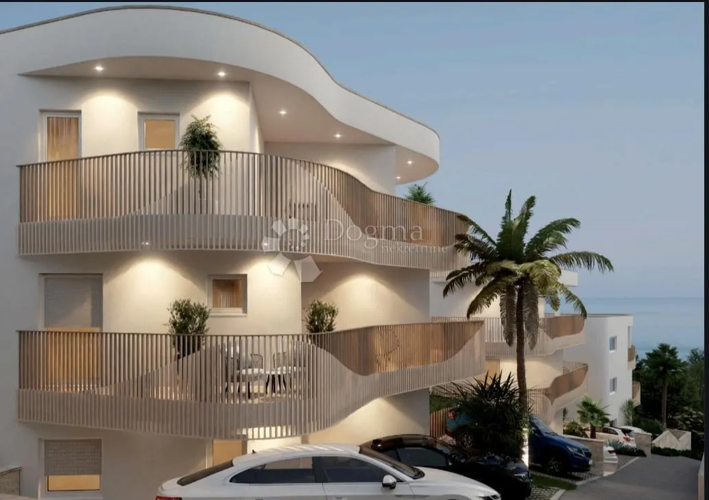 rogoznica- luksuzni penthouse s predivnim pogledom - slika 18