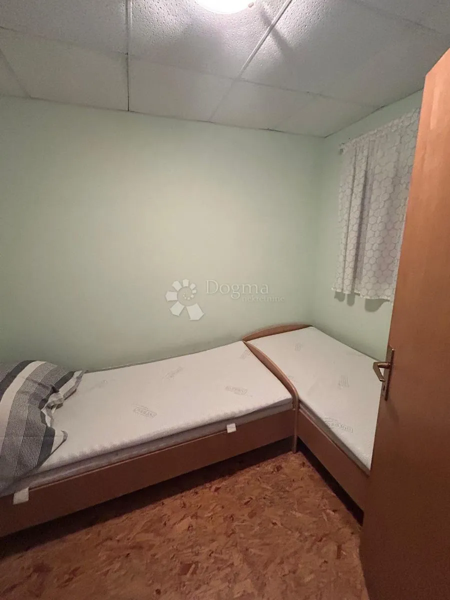 predivna kuća s pogledom na more – petrčane - slika 18