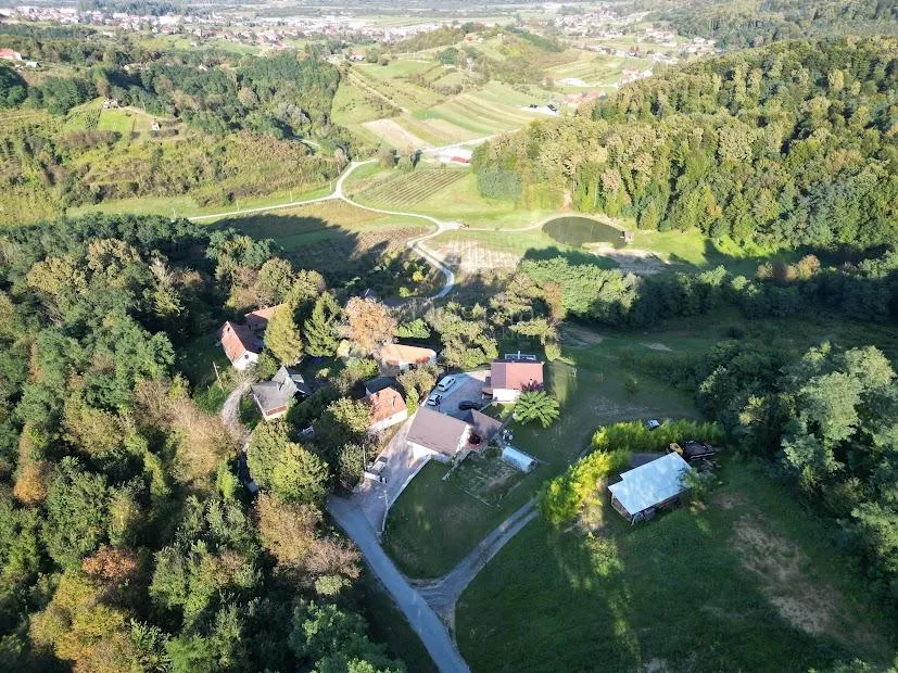 prekrasne kuće u bajkovitom okruženju - slika 2