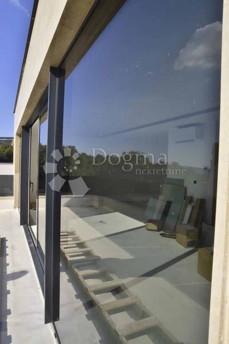 penthouse s panoramskim pogledom na more - grad krk - slika 10