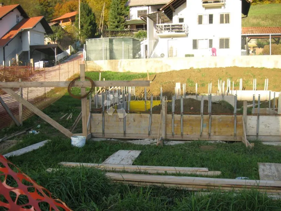 građevinsko zemljište 568m² sa idejnim projektom i građevinskom dozvolom - slika 4