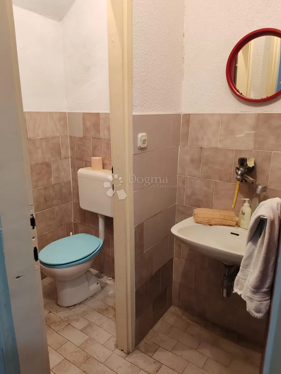 vodice - poslovni prostor u centru blizu plaže - slika 5