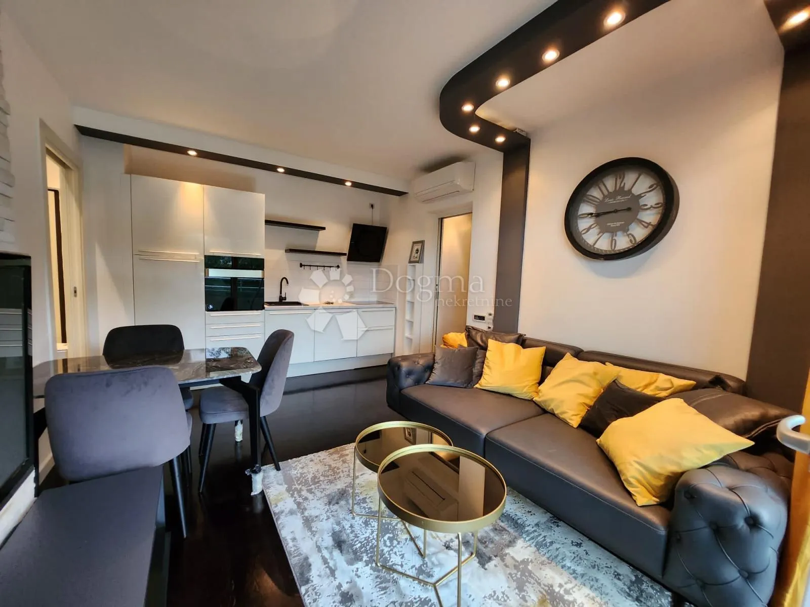 opatija apartman sa panormaskim pogledom - slika 19