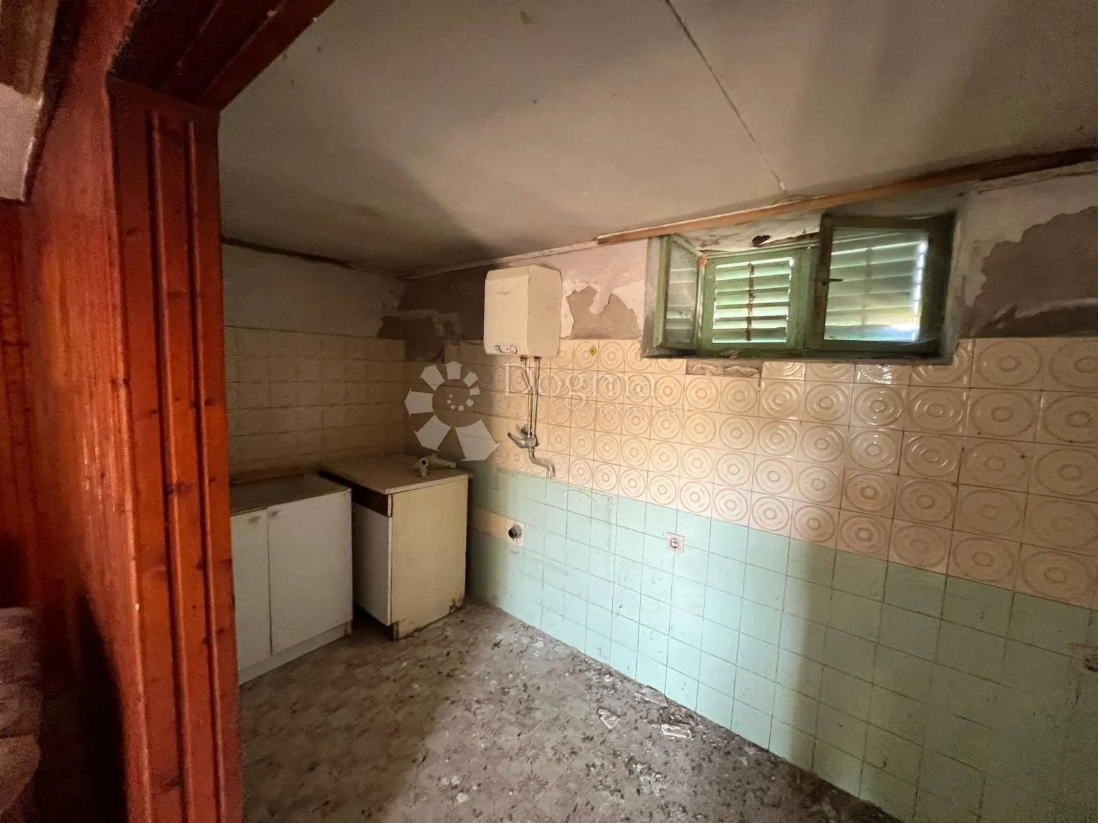 vrsi zadar - kuća za renoviranje sa velikim građevinskim zemljištem - slika 18