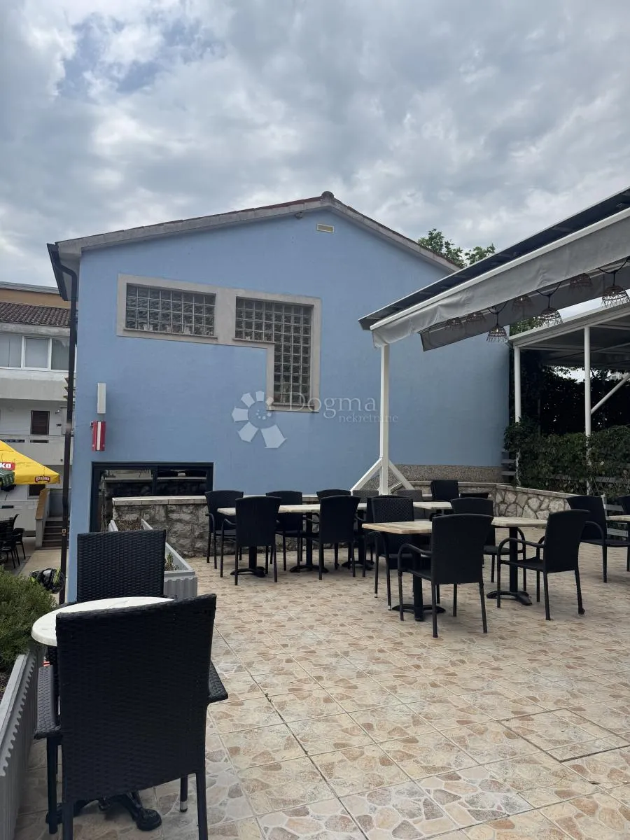 uhodan poslovni prostor/ 300,75 m2 - slika 7