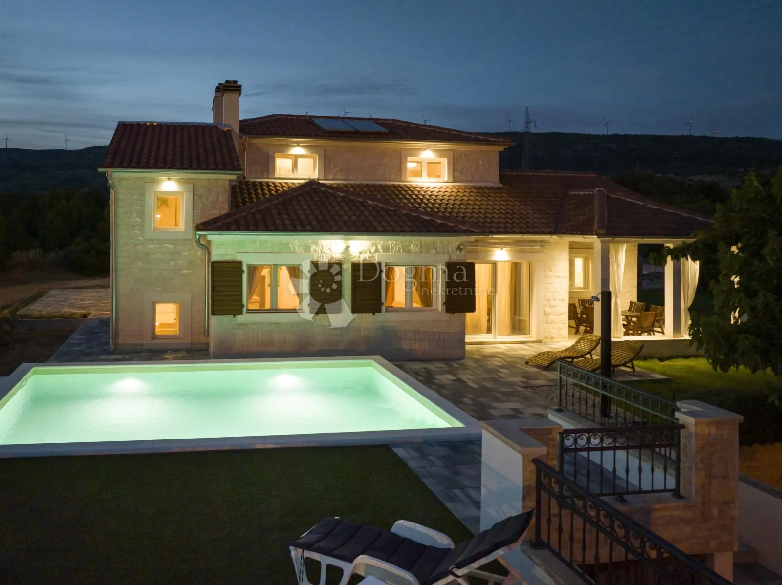 dubrava kod šibenika - prekrasna villa sa bazenom, 282 m2 - slika 5