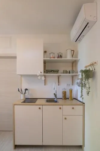 6 apartmana s bazenom u centru pule - slika 44