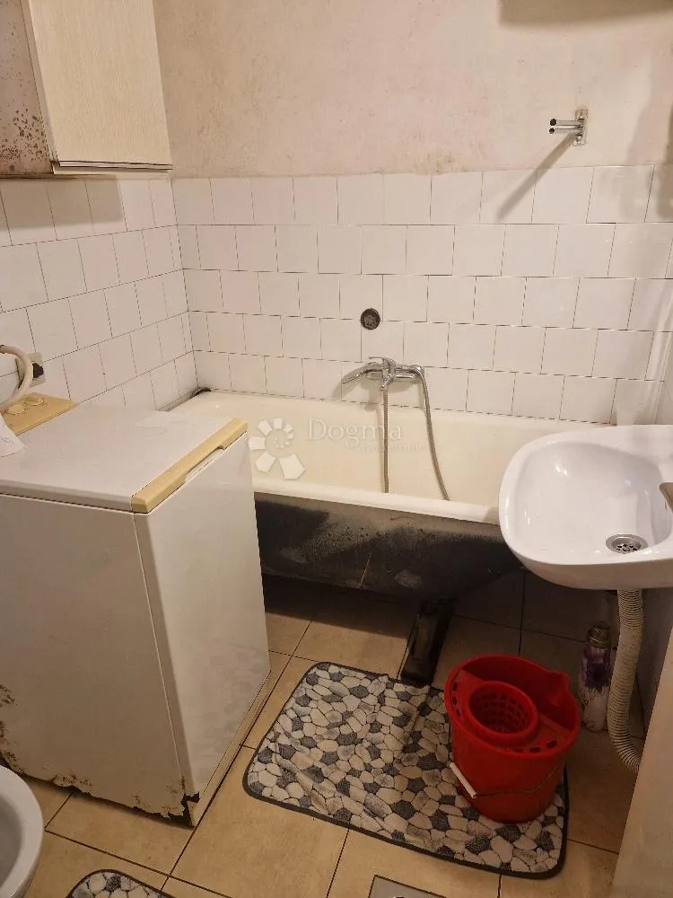 odlična prilika u moravicama - slika 10