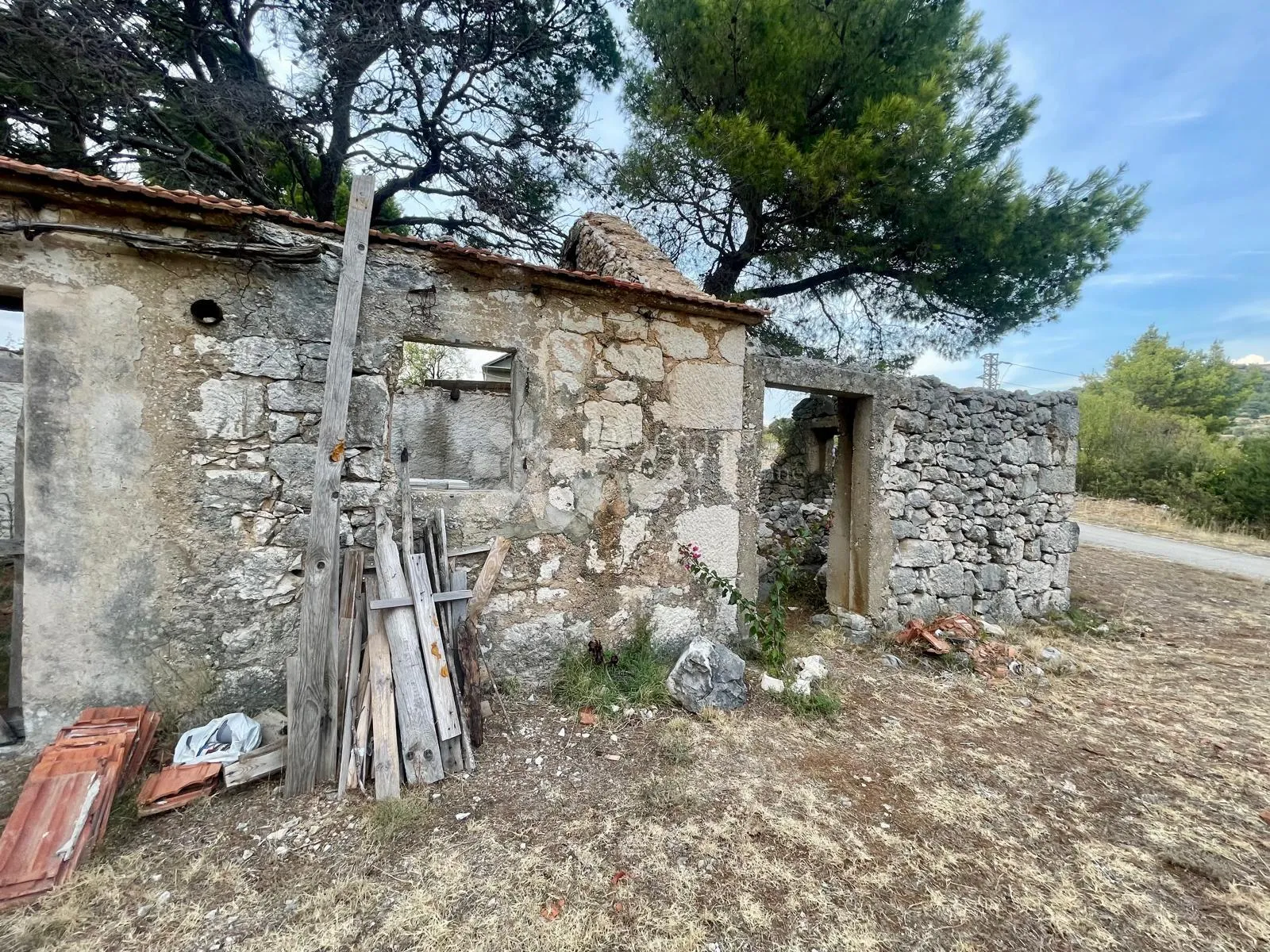 kamena kuća s potencijalom za vilu - slika 3