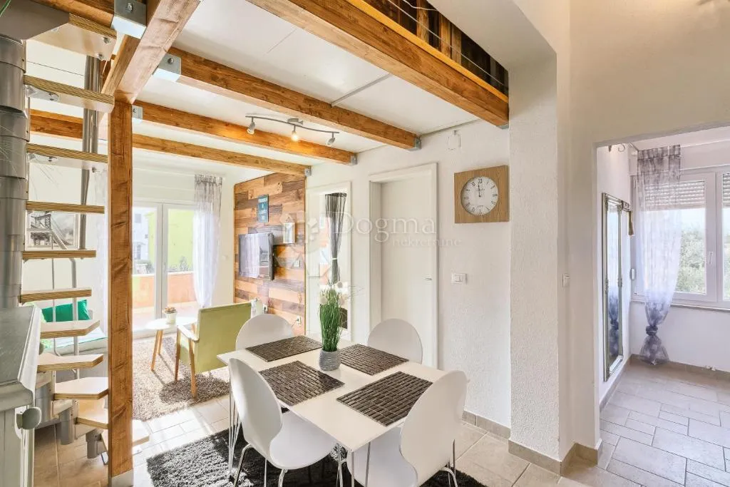 ekskluzivno! apartmanska vila u blizini mora - slika 29