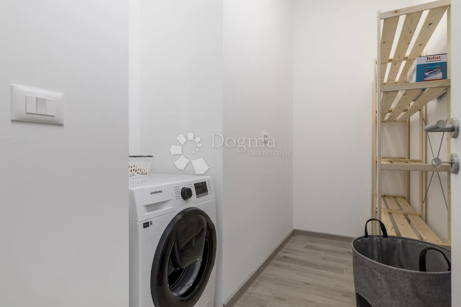 samostojeća prizemnica s bazenom – novogradnja u okolici rapca - slika 24