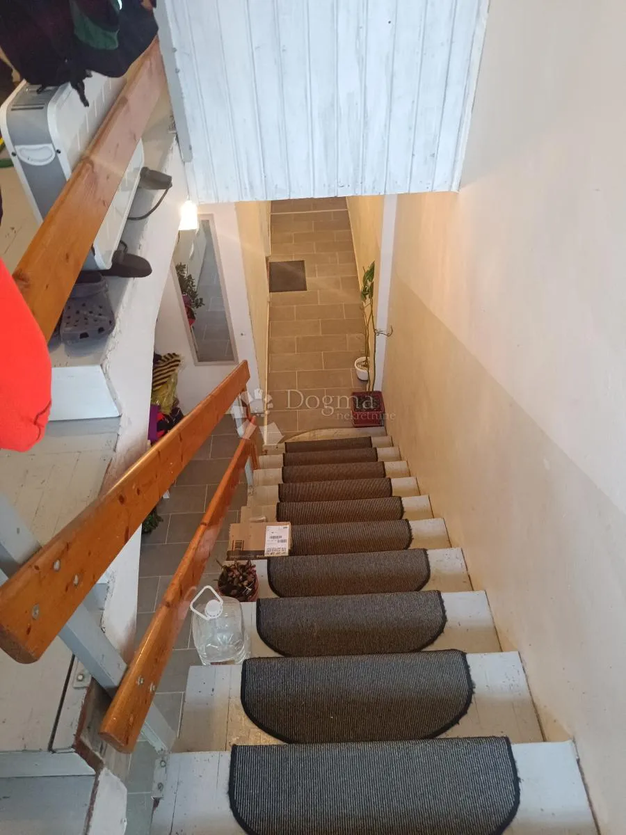 gornja dubrava kuća s 2 stana - slika 9