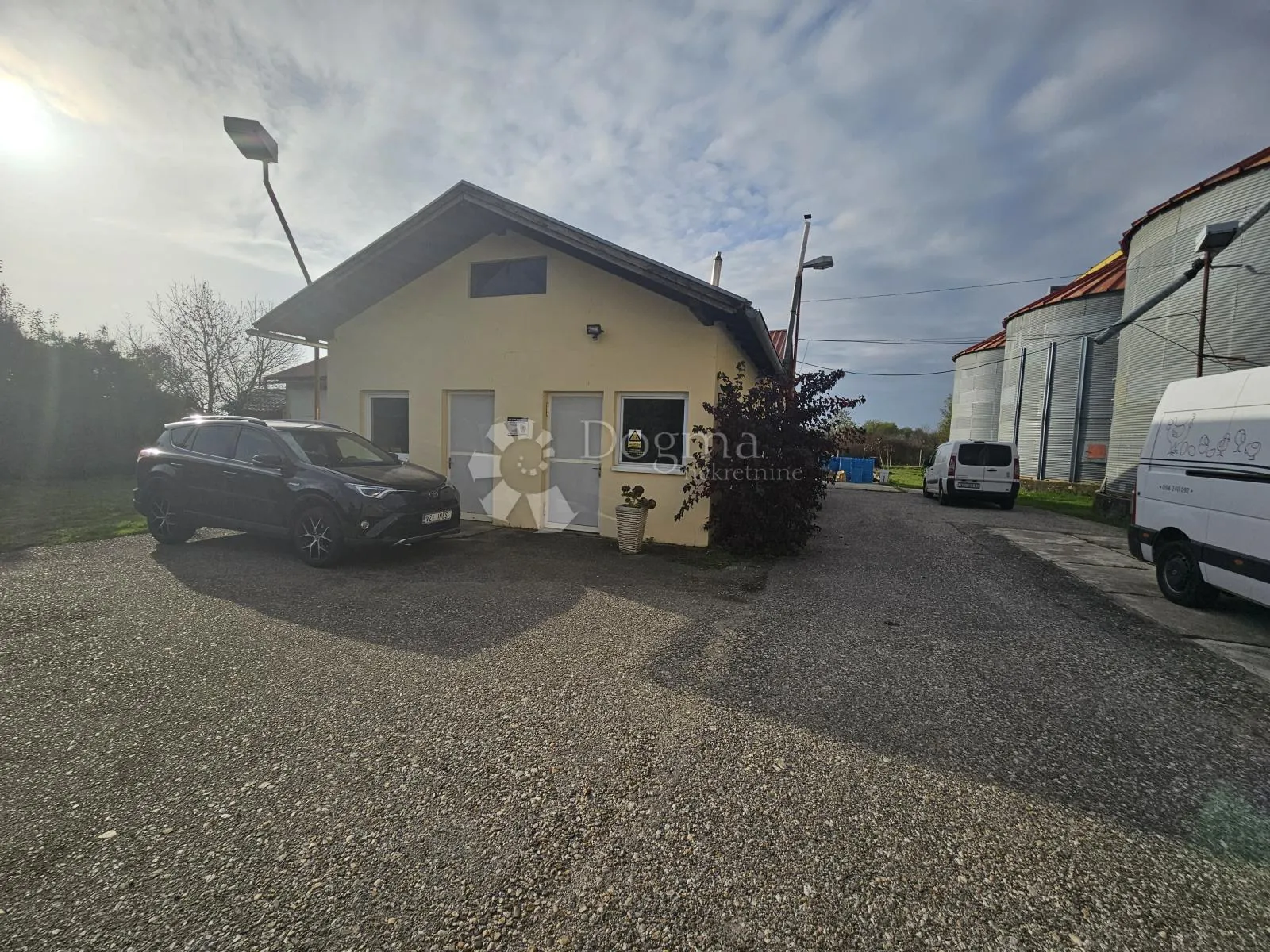 valionica pilića i mlin - slika 2