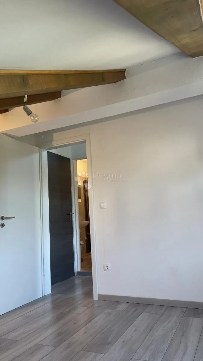 dvoetažni apartman lumbarda- korčula- croatia - slika 22