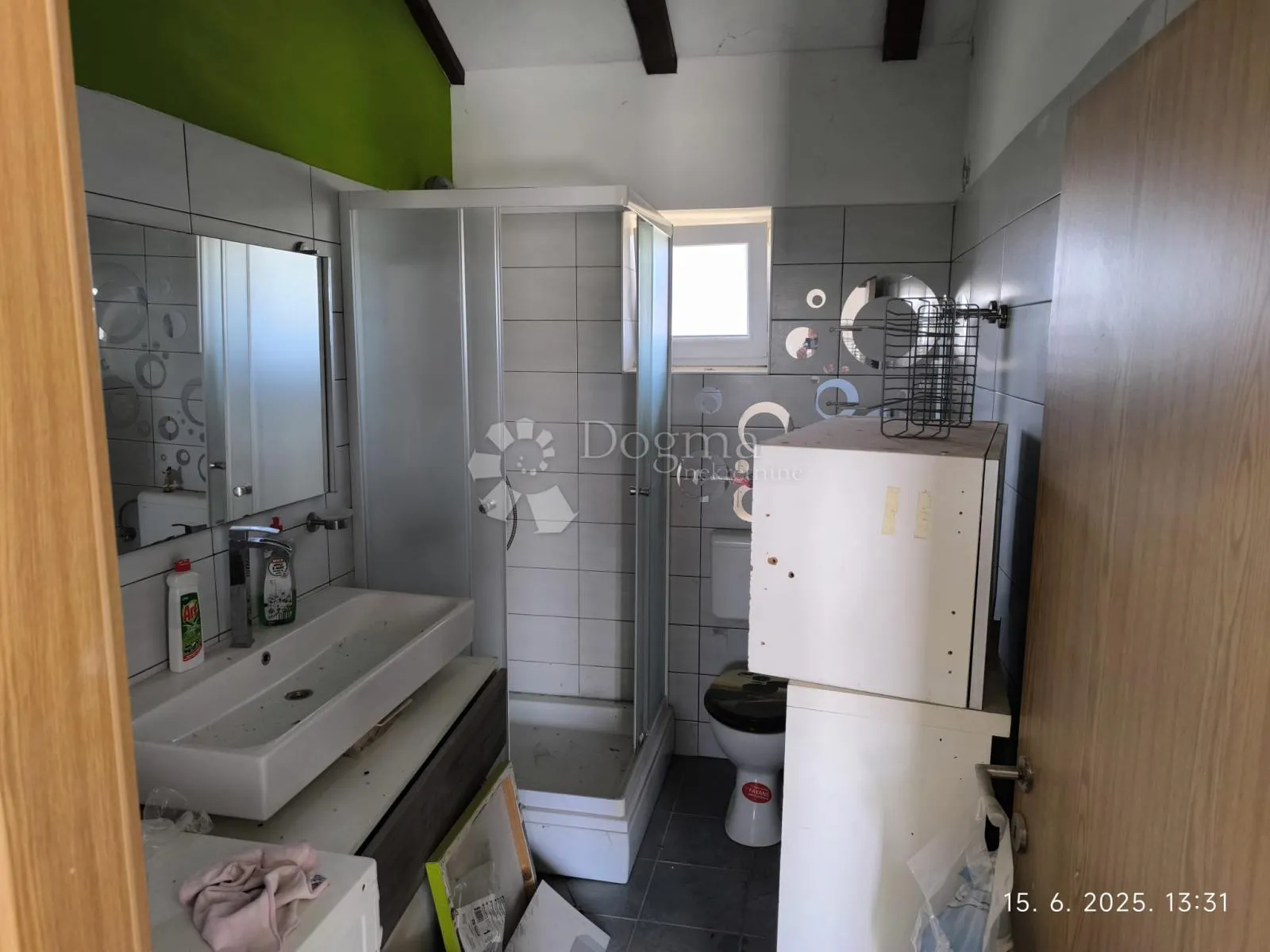 kuća s bazenom na 3000 m2 zemljišta - slika 6