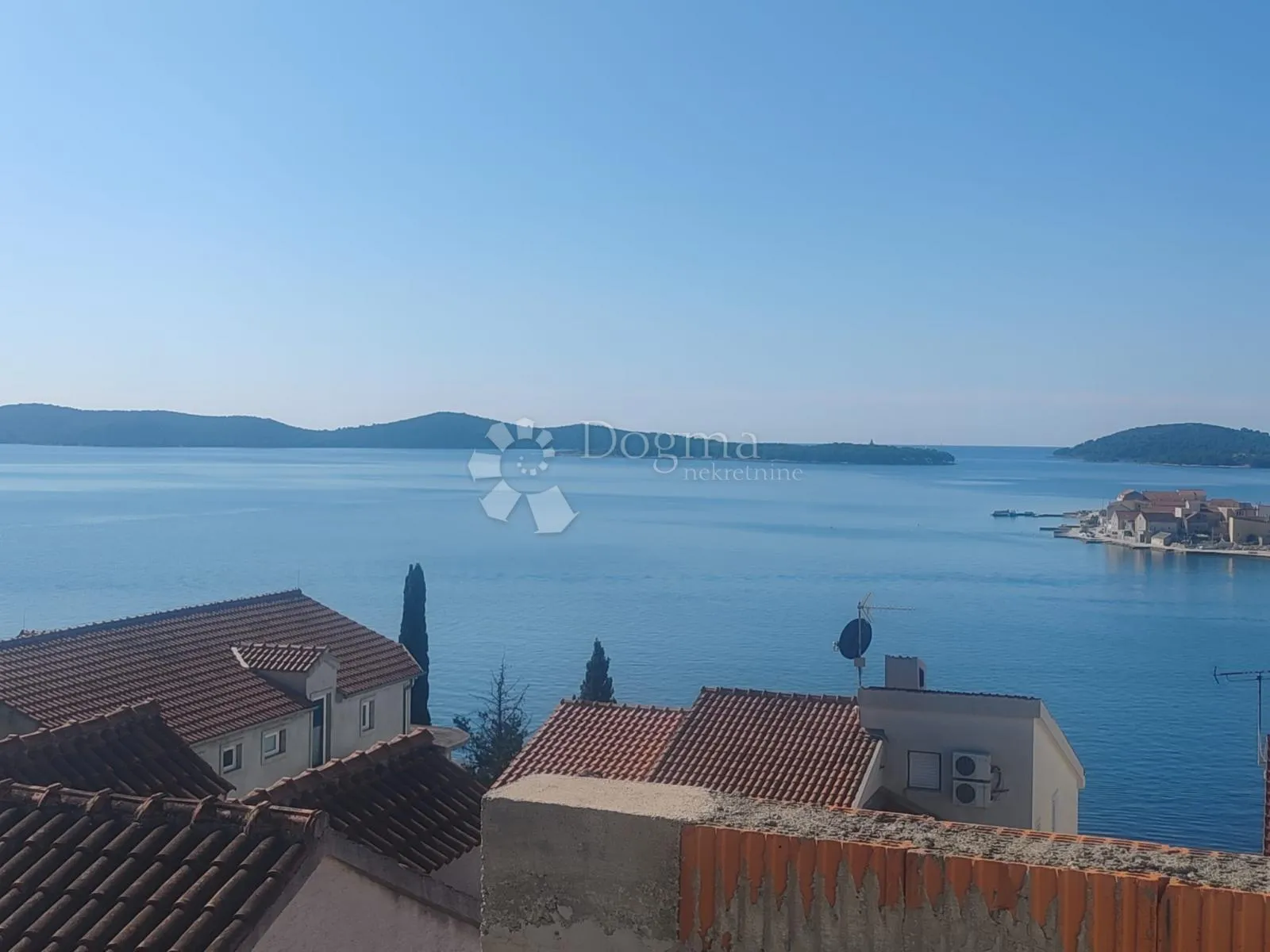 brodarica - kuća nadomak mora - slika 5
