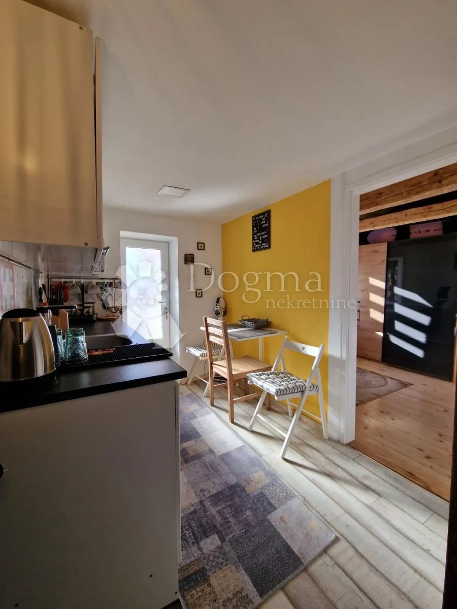 kostrena kuća sa 3 apartmana - slika 13