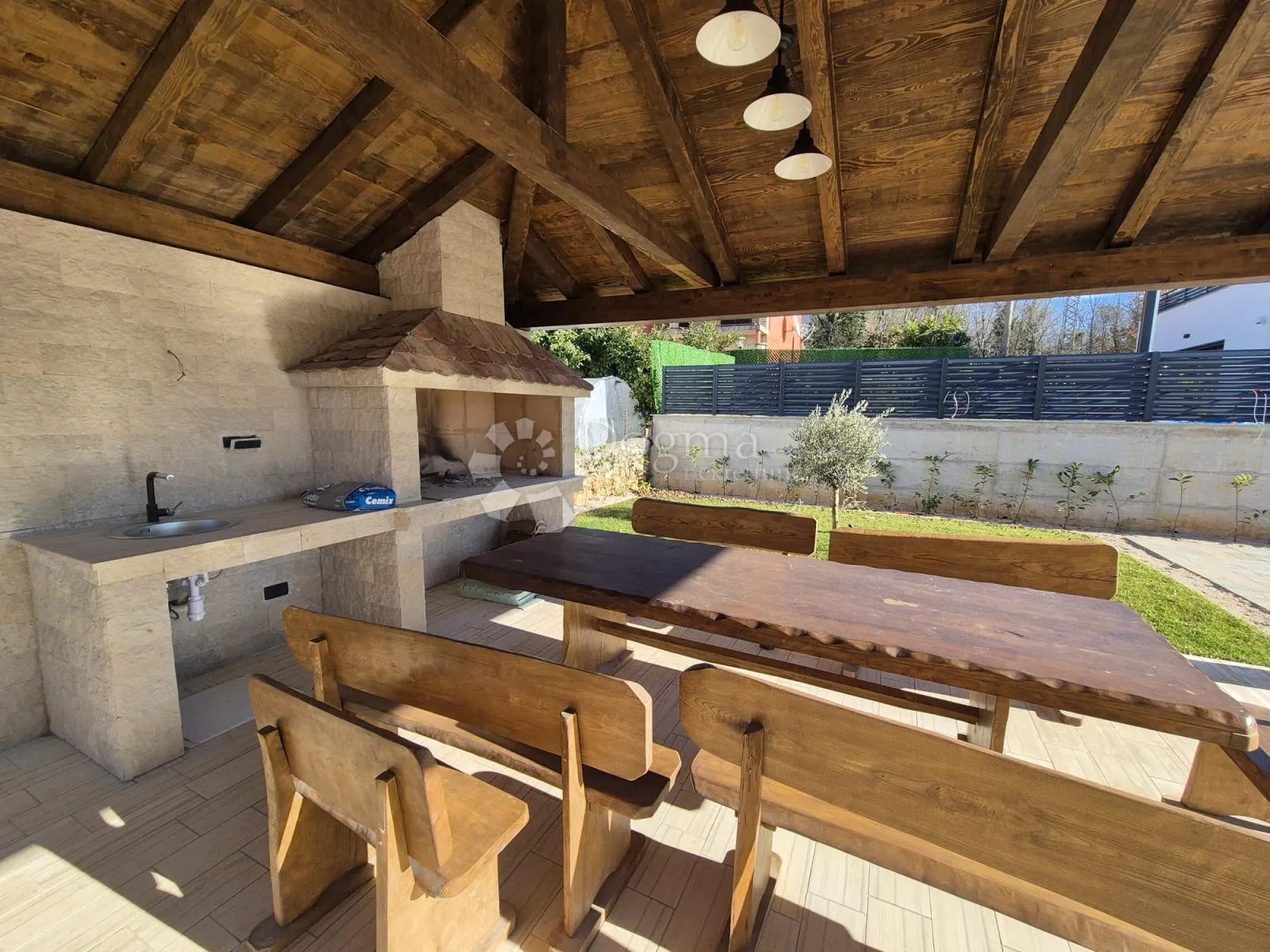 villa sa bazenom malinska krk - slika 17