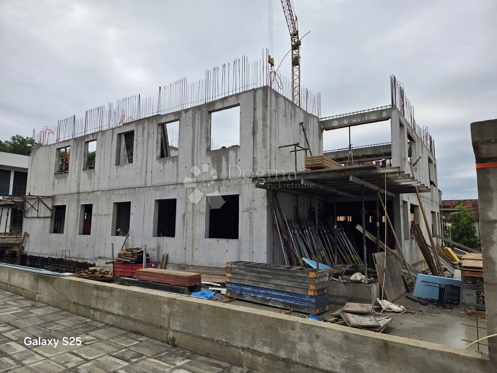 sesvete novogradnja stan 94 m2 4-sobni , 2.gi kat - slika 4