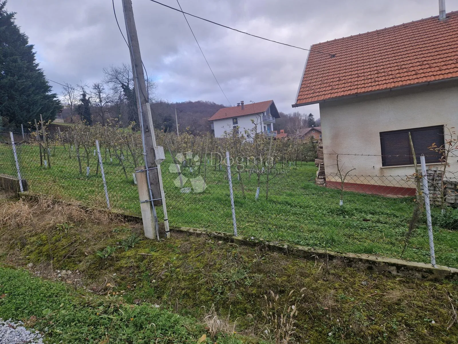 kuća s velikom okućnicom, voćnjakom i potkrovljem nadomak centra marije bistrice - slika 3
