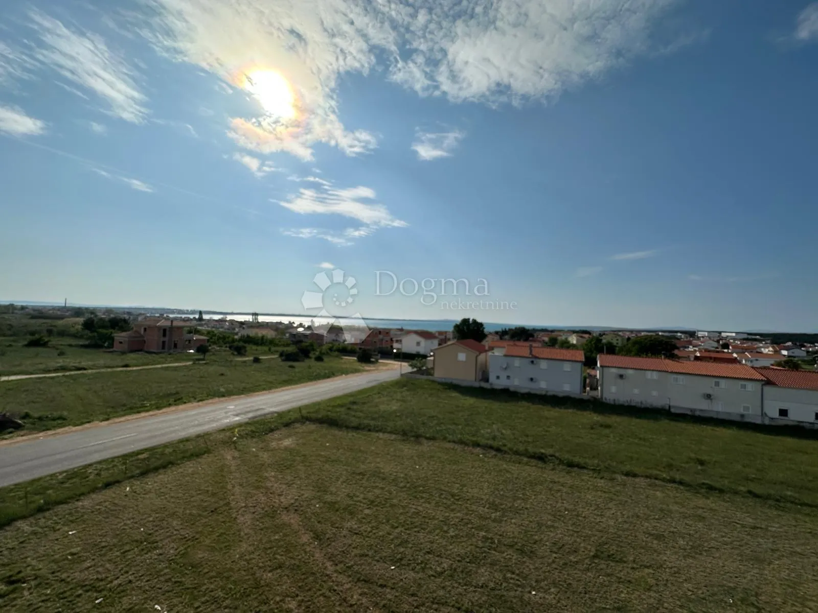 prodaje se dvoetažni stan penthouse sa krovnom terasom vrsi s2 - slika 8