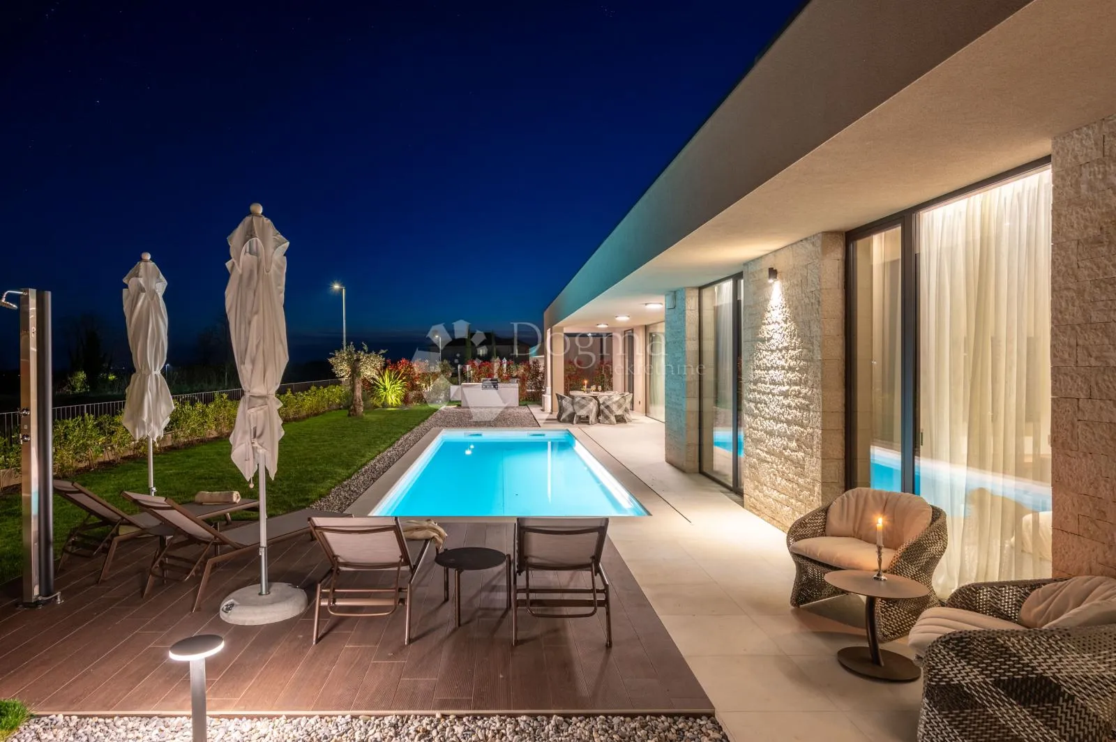 ekskluzivna smart home vila, kompletno opremljena, s otvorenim pogledom - slika 3