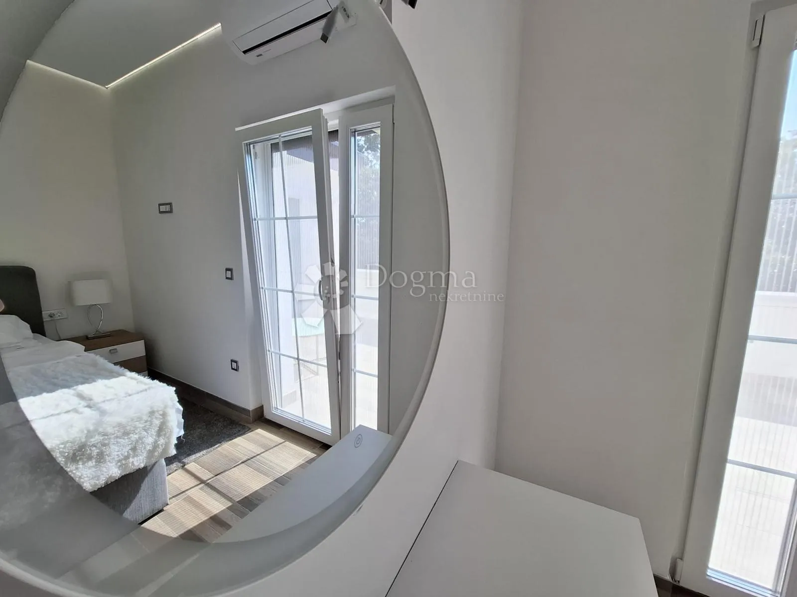 poreč - samostojeća vila na mirnoj lokaciji - slika 28