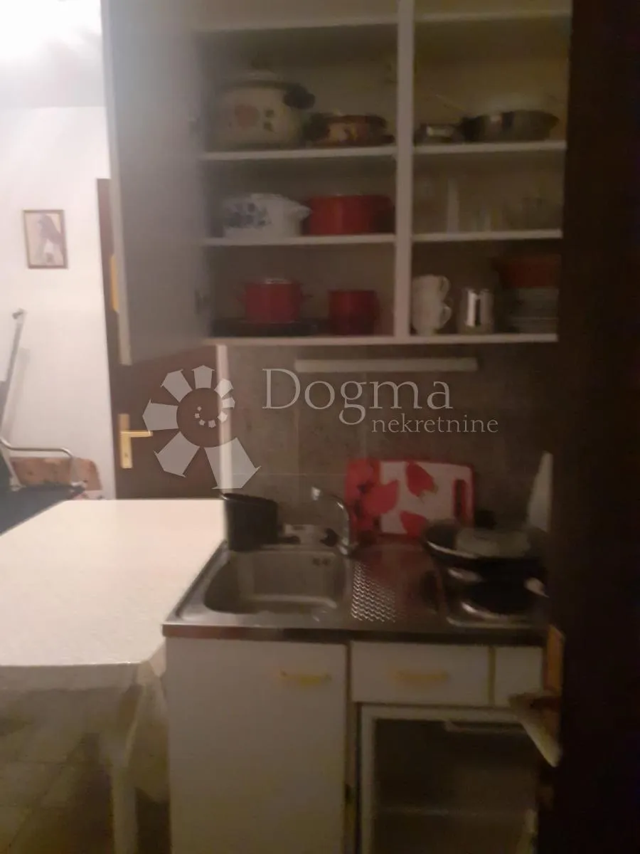 kuća na otoku ugljanu, hitno - slika 6